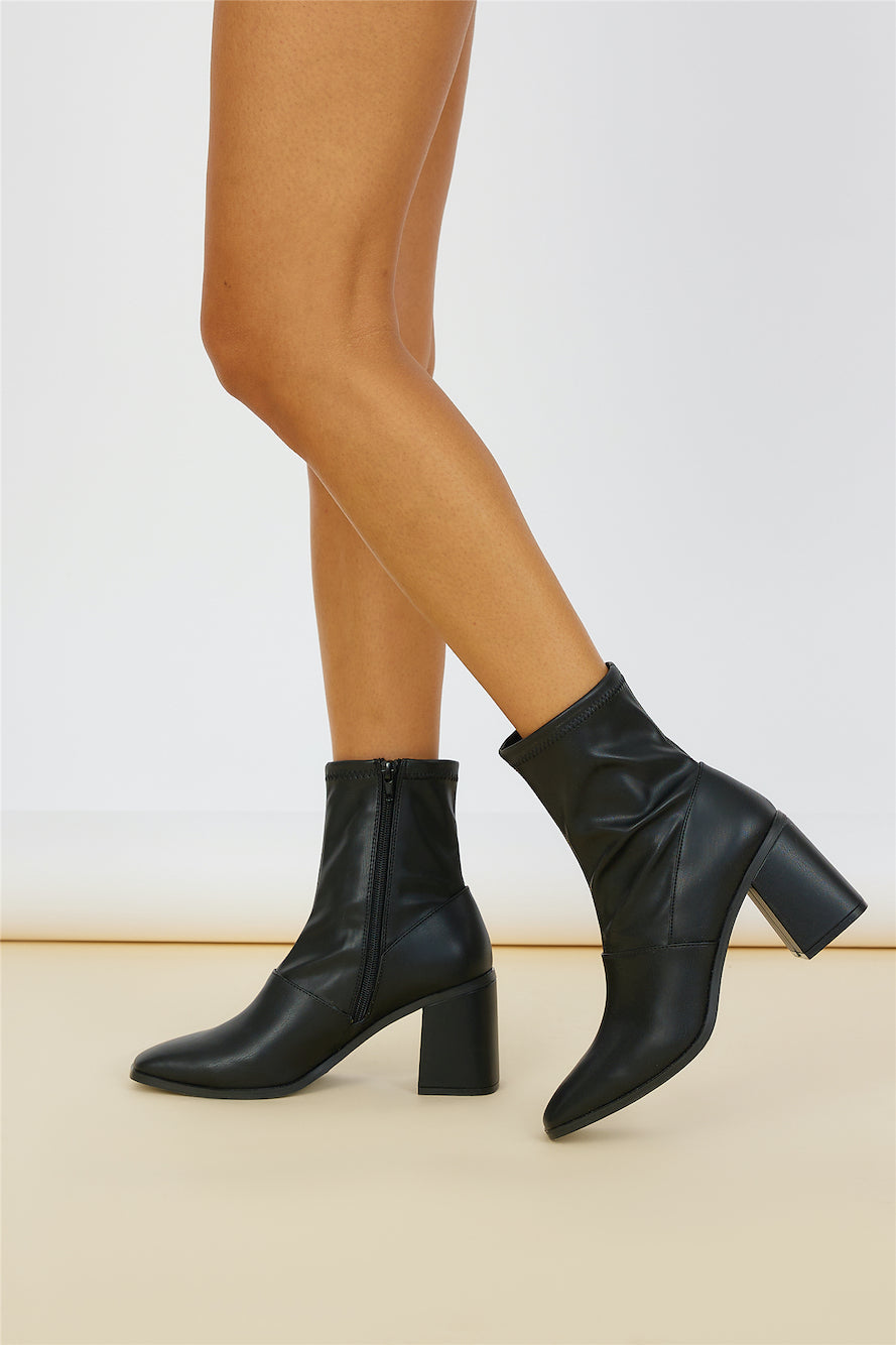 VERALI Lila Ankle Sock Boots Black Stretch 