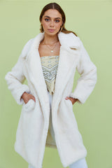 Luvie Coat White