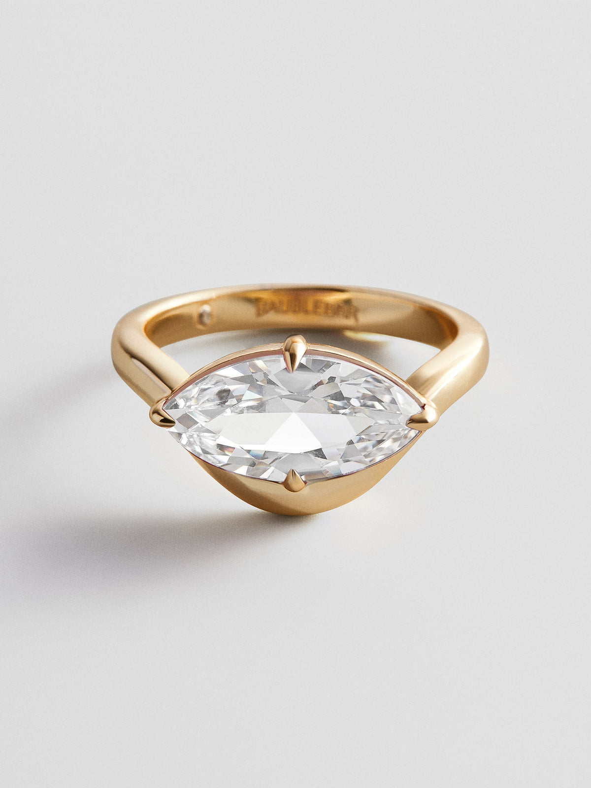 Wavy Custom Birthstone Ring - Gold