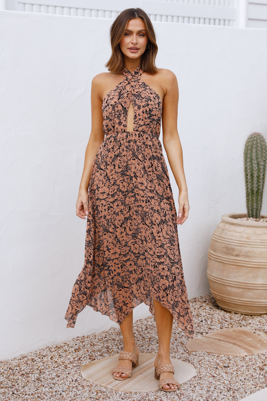 Everywhere Under The Sun Maxi Dress Tan