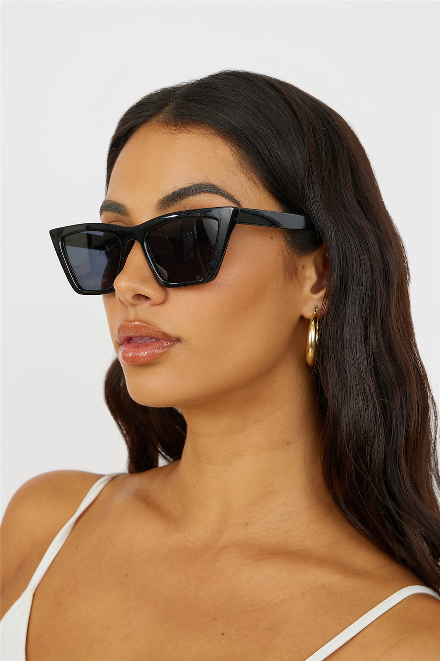 REALITY Lizette Sunglasses Black