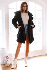 Luvie Coat Black