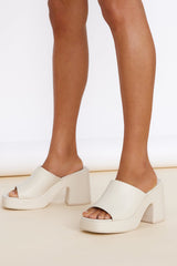 BILLINI Leslie Chunky Platform Mule Chalk