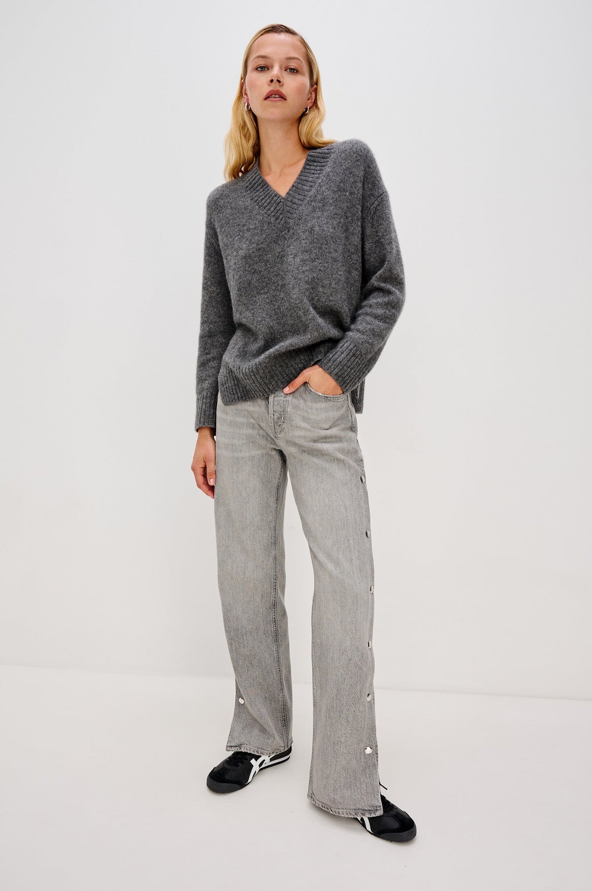 Del Mar Boyfriend - Stone Grey Studded