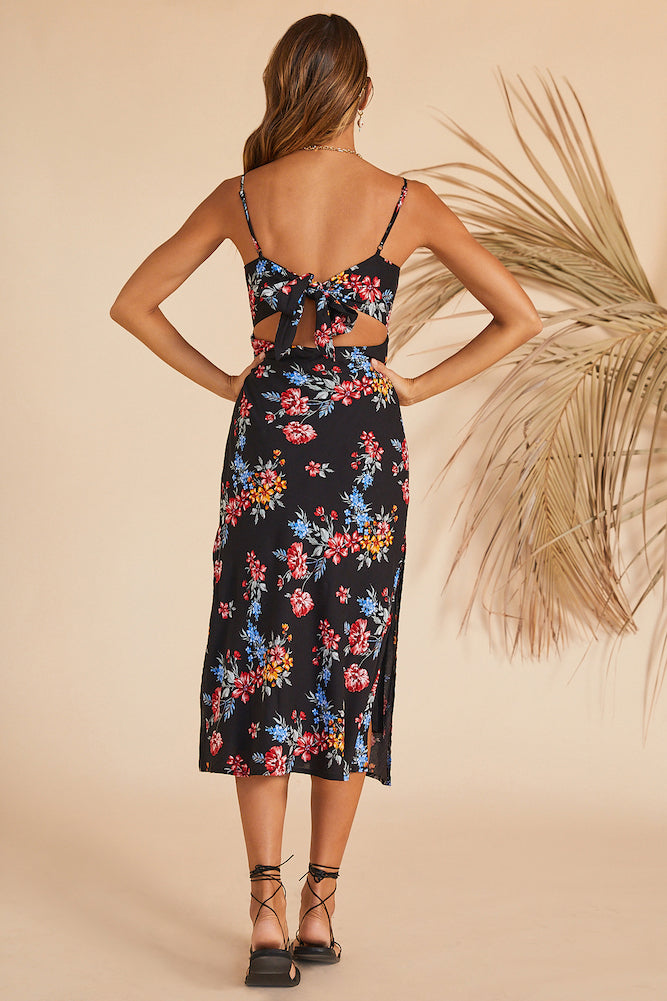 Springtime Premiere Midi Dress Black